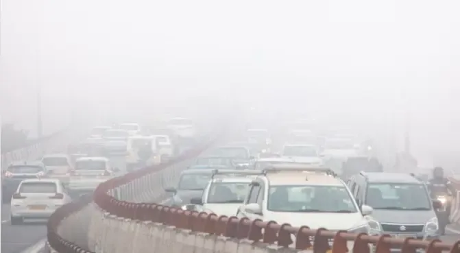 Cold Wave Hits Delhi; Air Quality Remains Unchanged