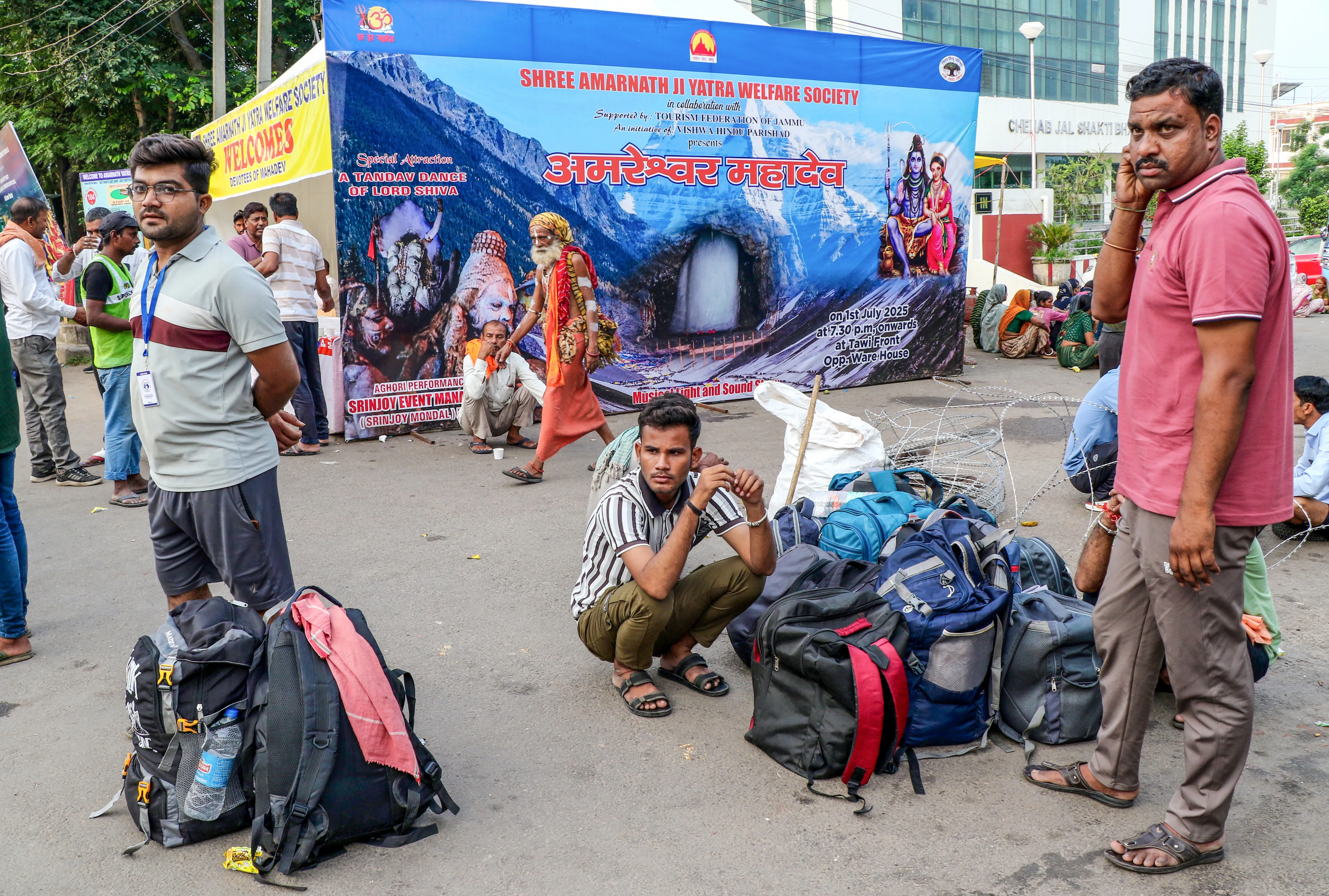 Why is the Amarnath Yatra Suspended for Two Days?