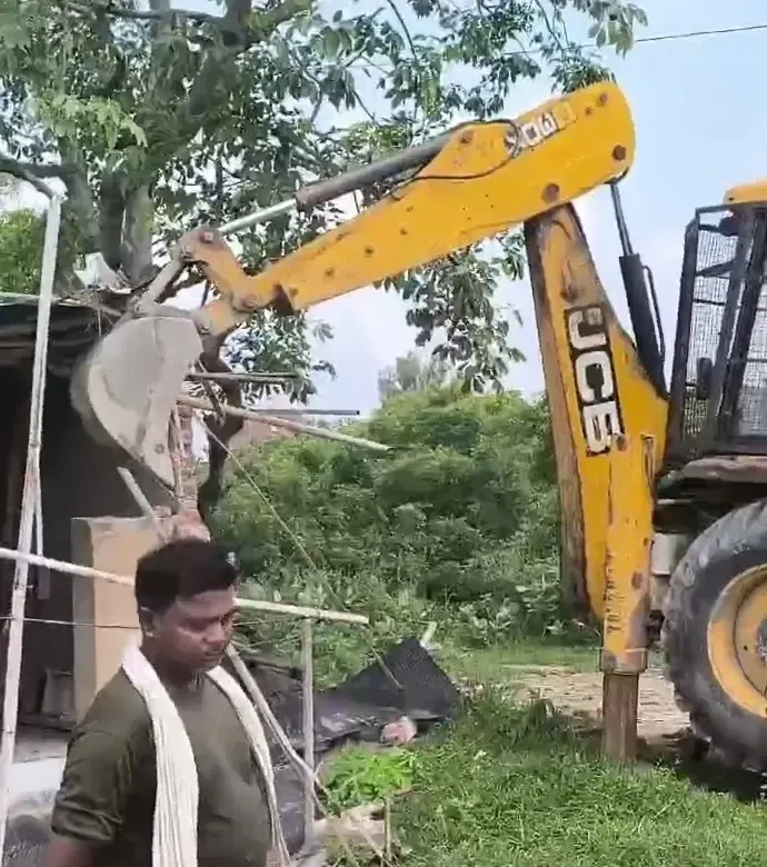 क्या नोएडा के डूब क्षेत्र में प्राधिकरण का बुलडोजर एक्शन प्रभावी होगा?