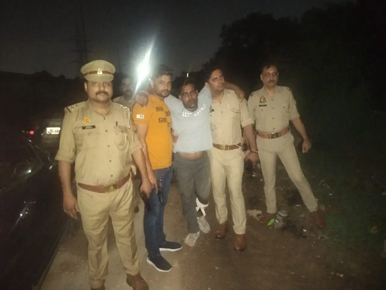 क्या नोएडा में पुलिस ने चोरों के खिलाफ बड़ी कार्रवाई की?
