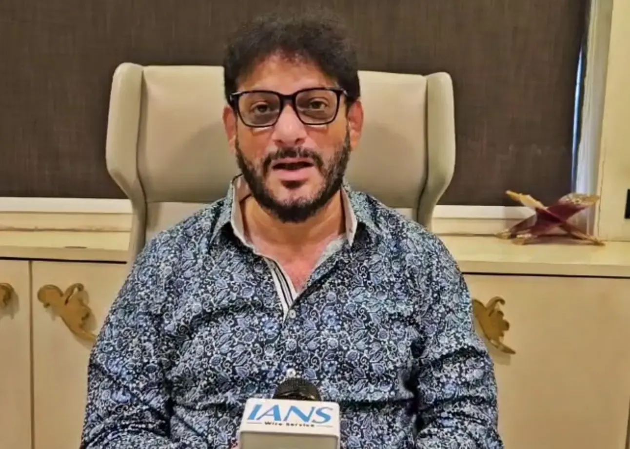 Not Reform, But a Scheme to Seize Our Land: AIMIM's Waris Pathan Criticizes BJP and Central Government