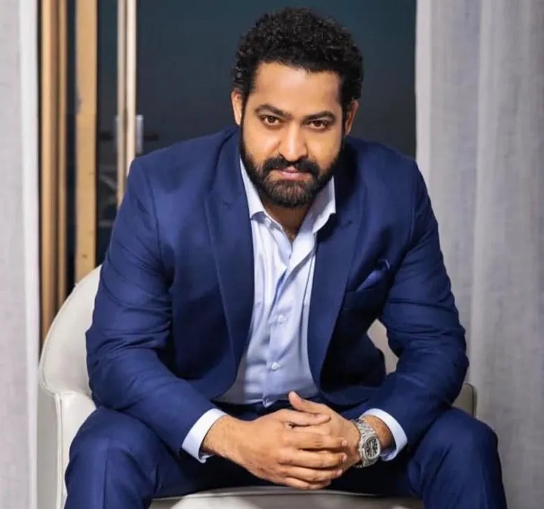 What Special Return Gift Does NTR Have for 'War 2' Co-star Hrithik Roshan?