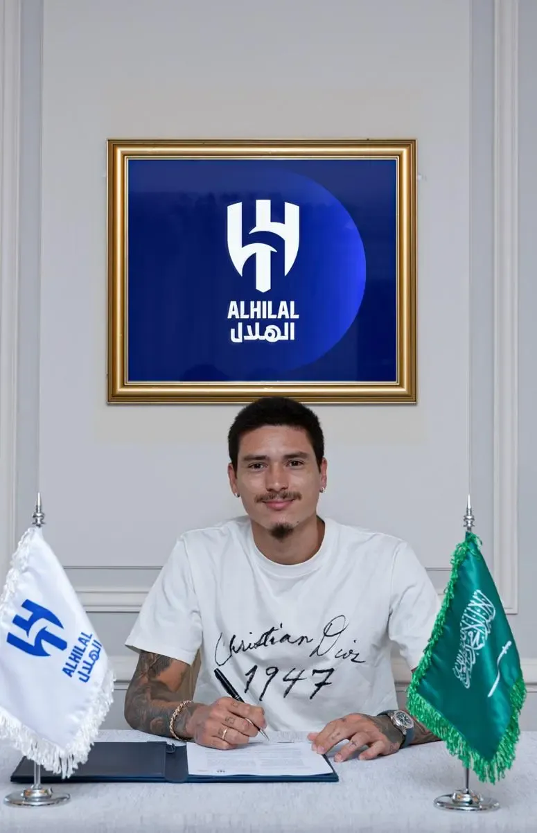 Did Nunez Really Join Al Hilal and Martinez Move to Al Nassr?