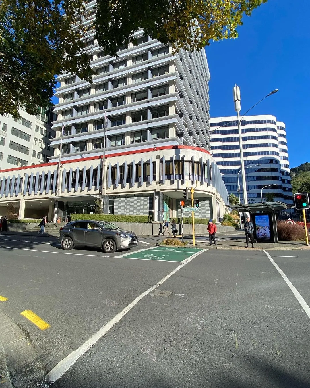 How is the Rise of AI Affecting Financial Stability in New Zealand?