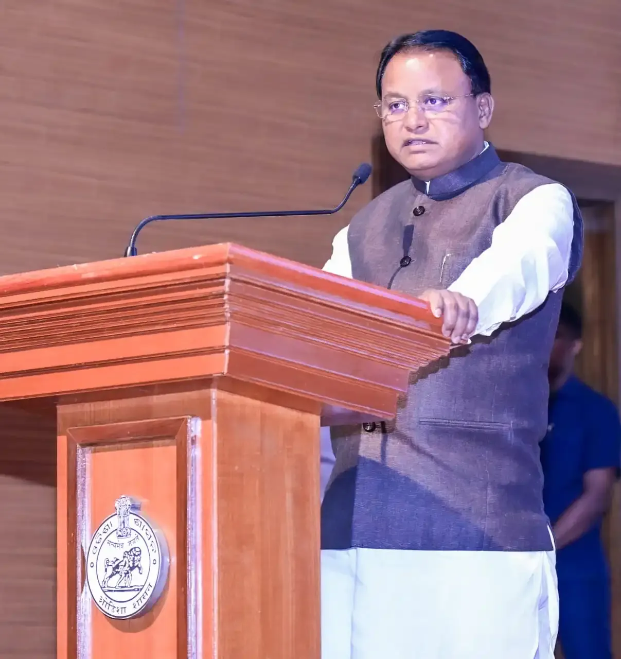 How is Odisha CM Mohan Majhi Promoting Citizen-Centric Revenue Administration?