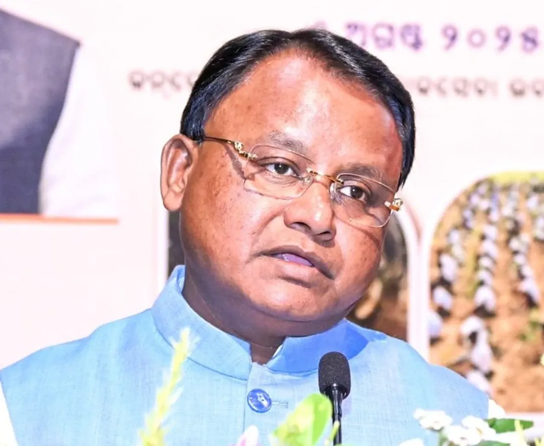 How is Odisha CM Encouraging Forest Officials to Empathize with Tribals?
