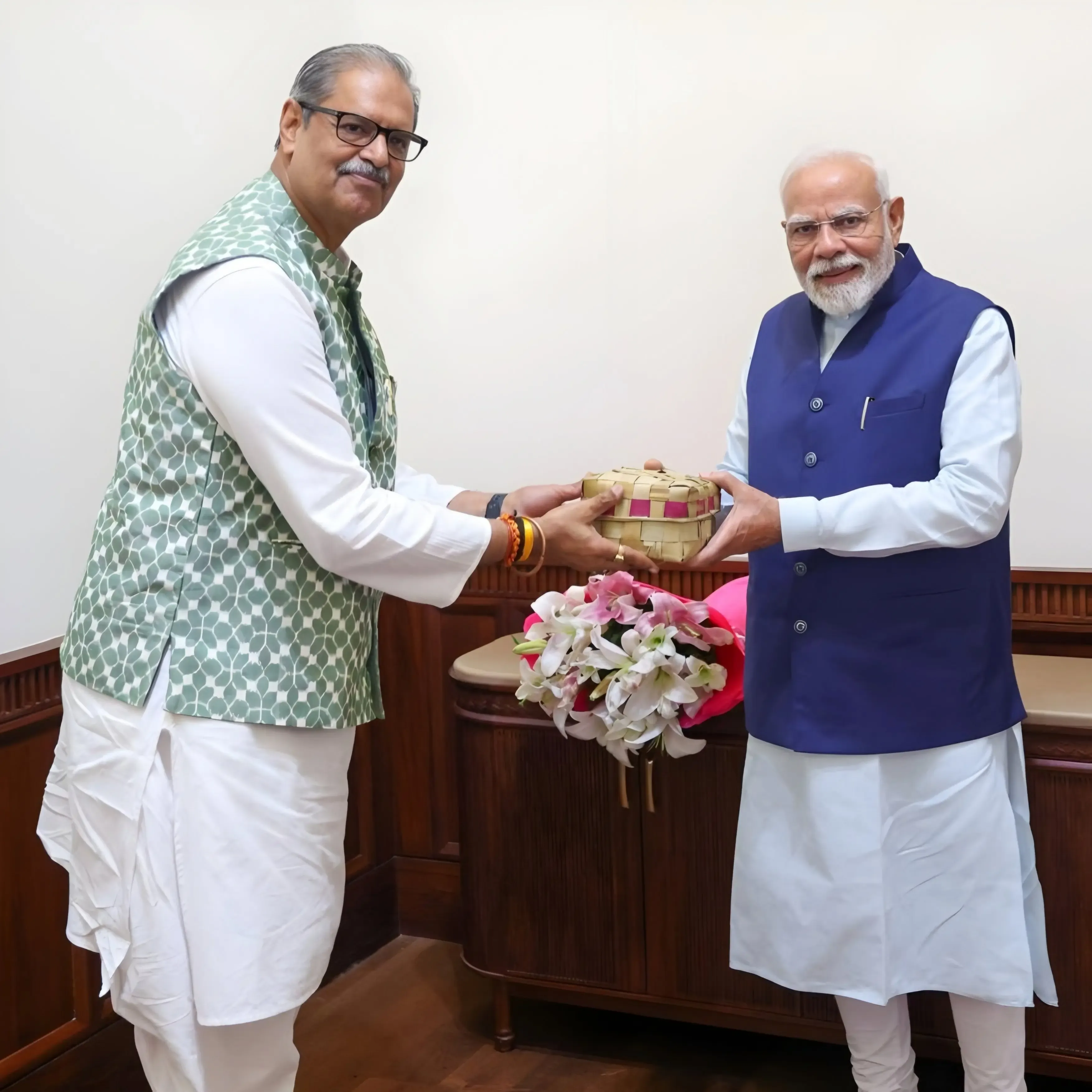 क्या ओडिशा के डिप्टी सीएम ने पीएम मोदी से मुलाकात कर जगन्नाथ धाम का महाप्रसाद भेंट किया?