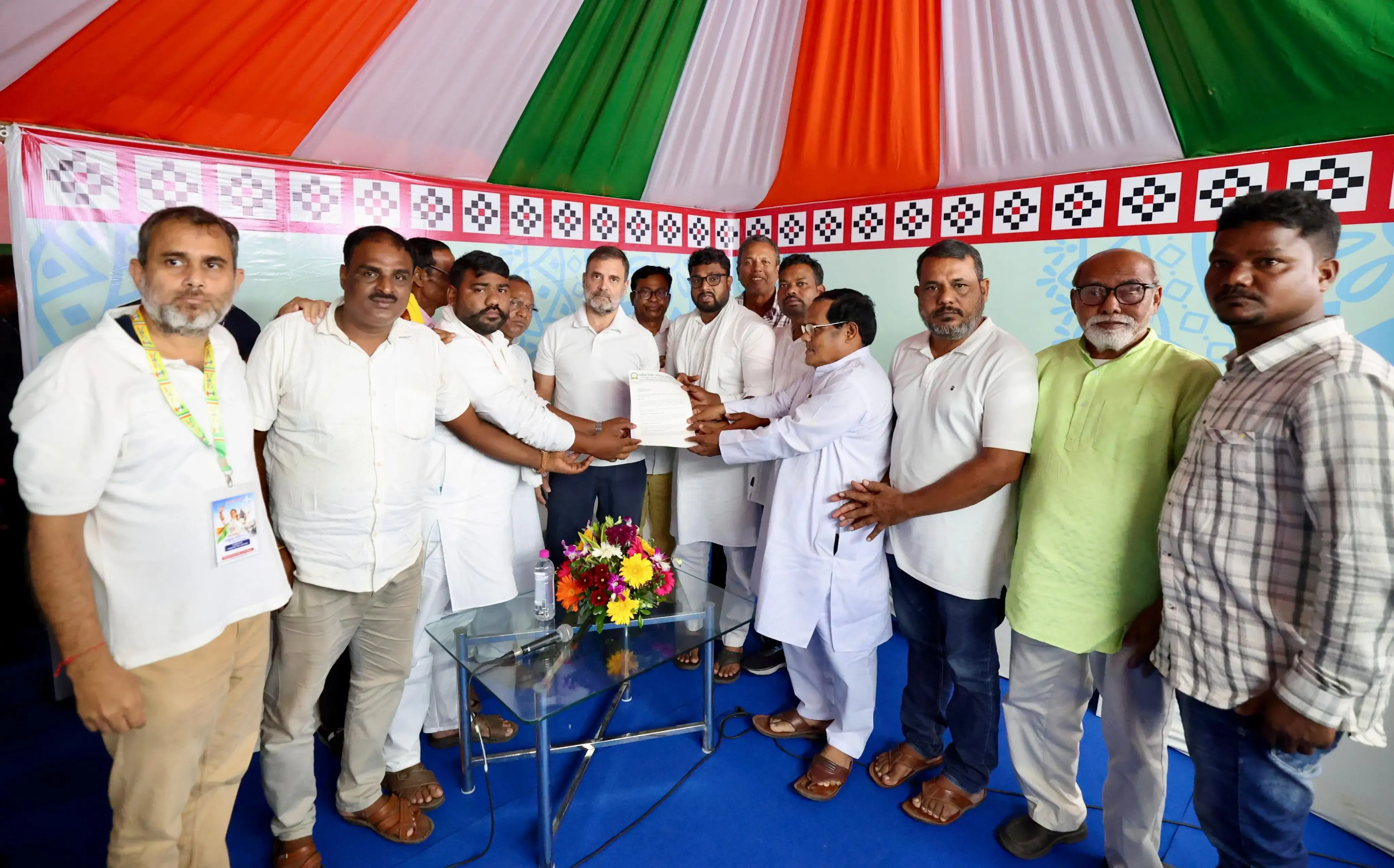 क्या राहुल गांधी ने किसान प्रतिनिधियों से मुलाकात कर उनकी समस्याओं पर चर्चा की?