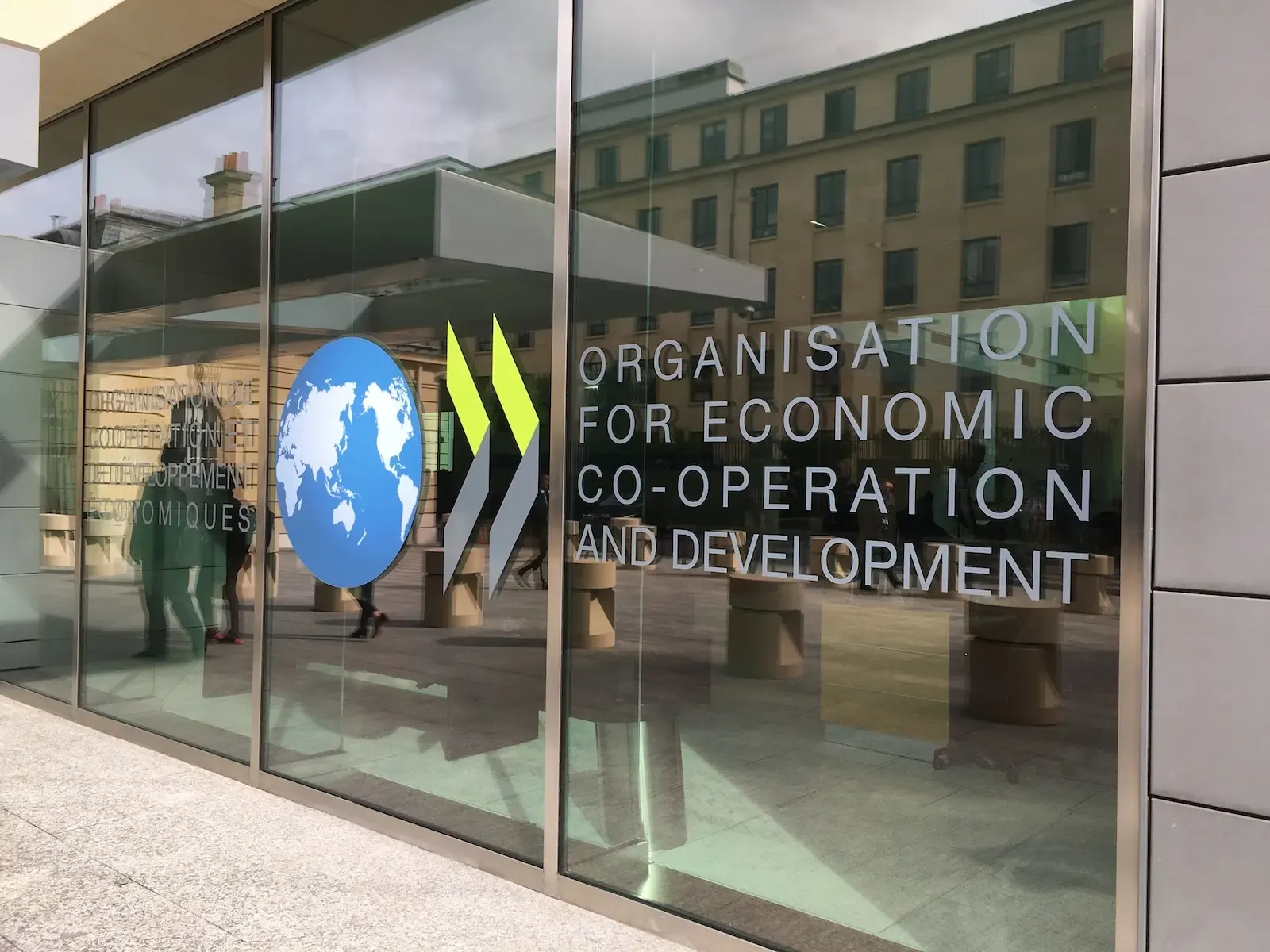 OECD Significantly Lowers South Korea's 2025 Growth Forecast to 1.5%