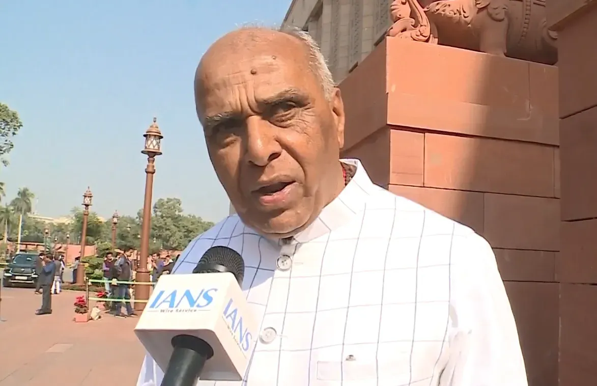 JPC Chairman Criticizes Mamata Government for Waqf Bill Opposition