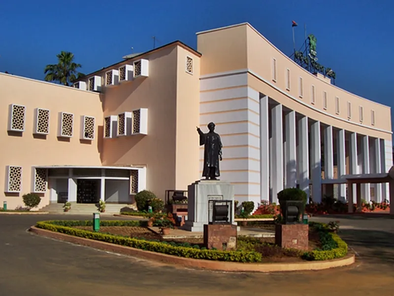 Opposition Disruption in Odisha Assembly Regarding Farmers and Law Enforcement Matters