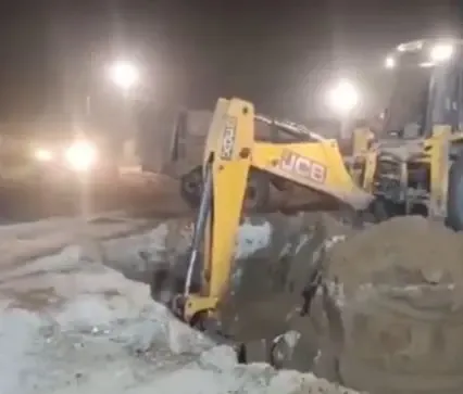 Rescue Operations Continue After 68 Hours: 3-Year-Old Girl Trapped in Borewell
