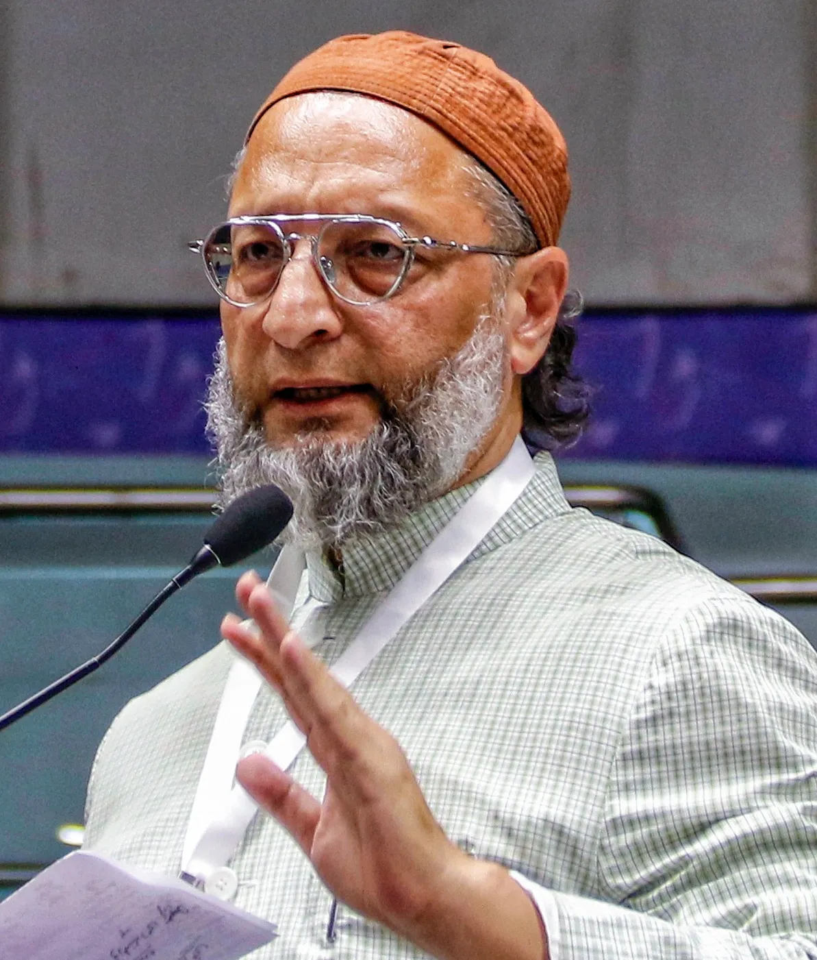 Is Pakistan Officially a Beggar? Owaisi Critiques IMF Loan to Islamabad