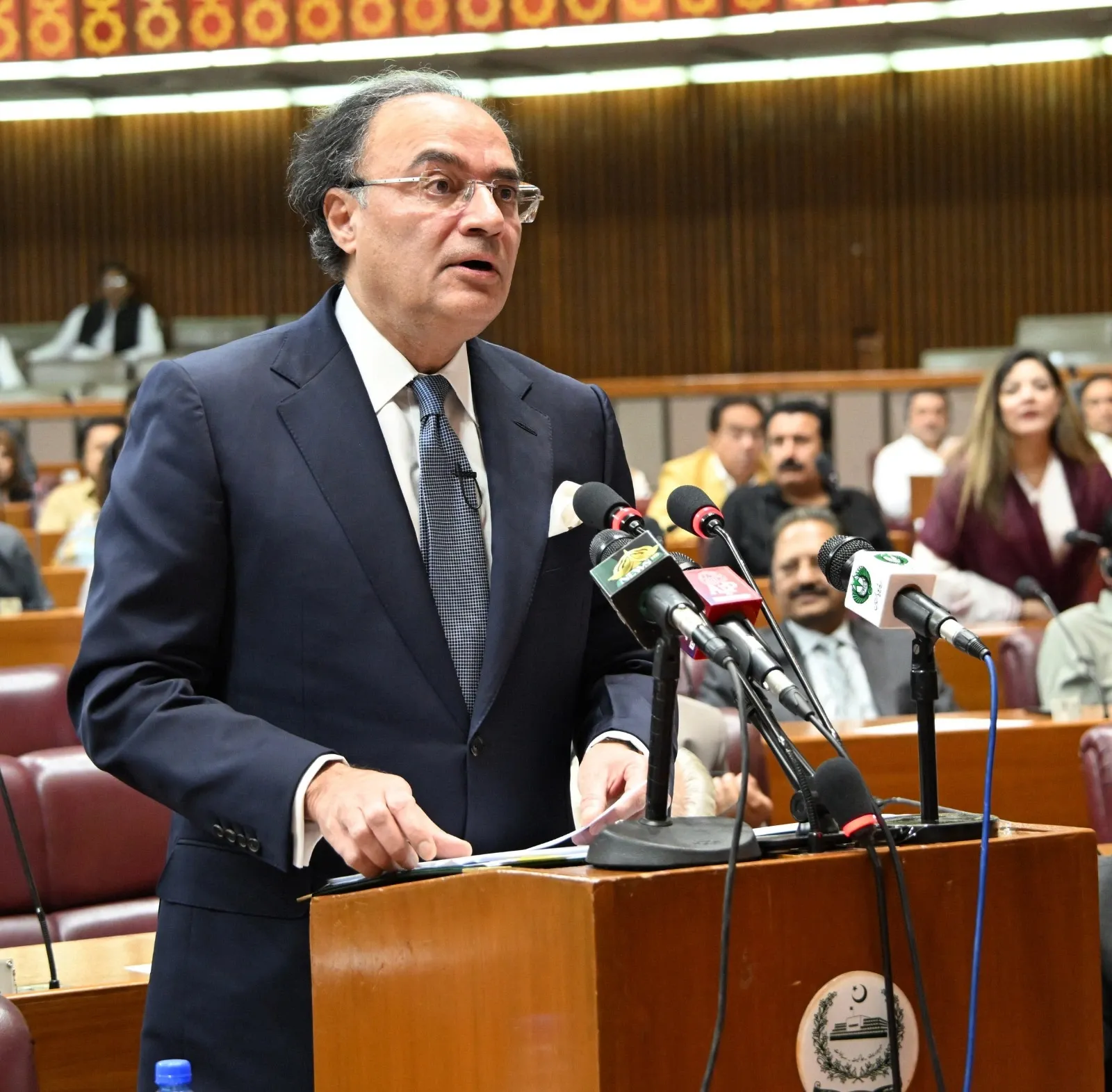 Why Did Pakistani Journalists Boycott the Finance Minister's Post-Budget Interaction?