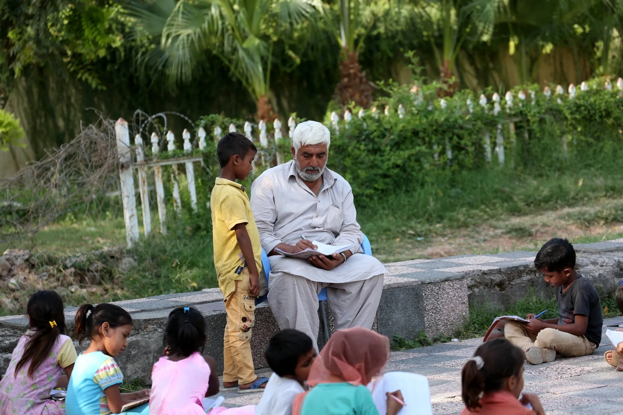 Punjab Province in Pakistan Cuts 44,000 Government Teacher Positions