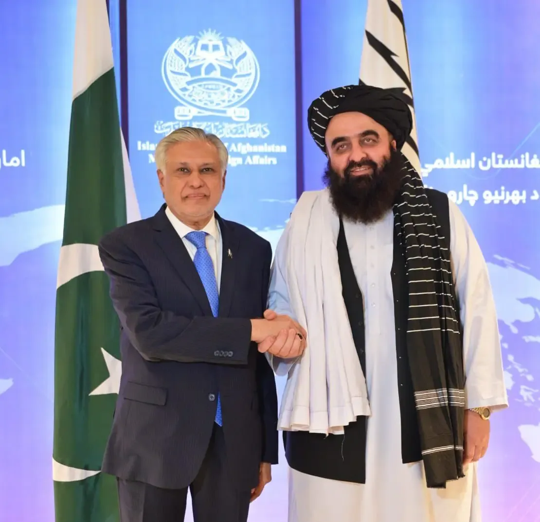 Pakistan and Afghanistan Engage in Discussions on Security, Trade, and Deportation during Dar's Visit to Kabul