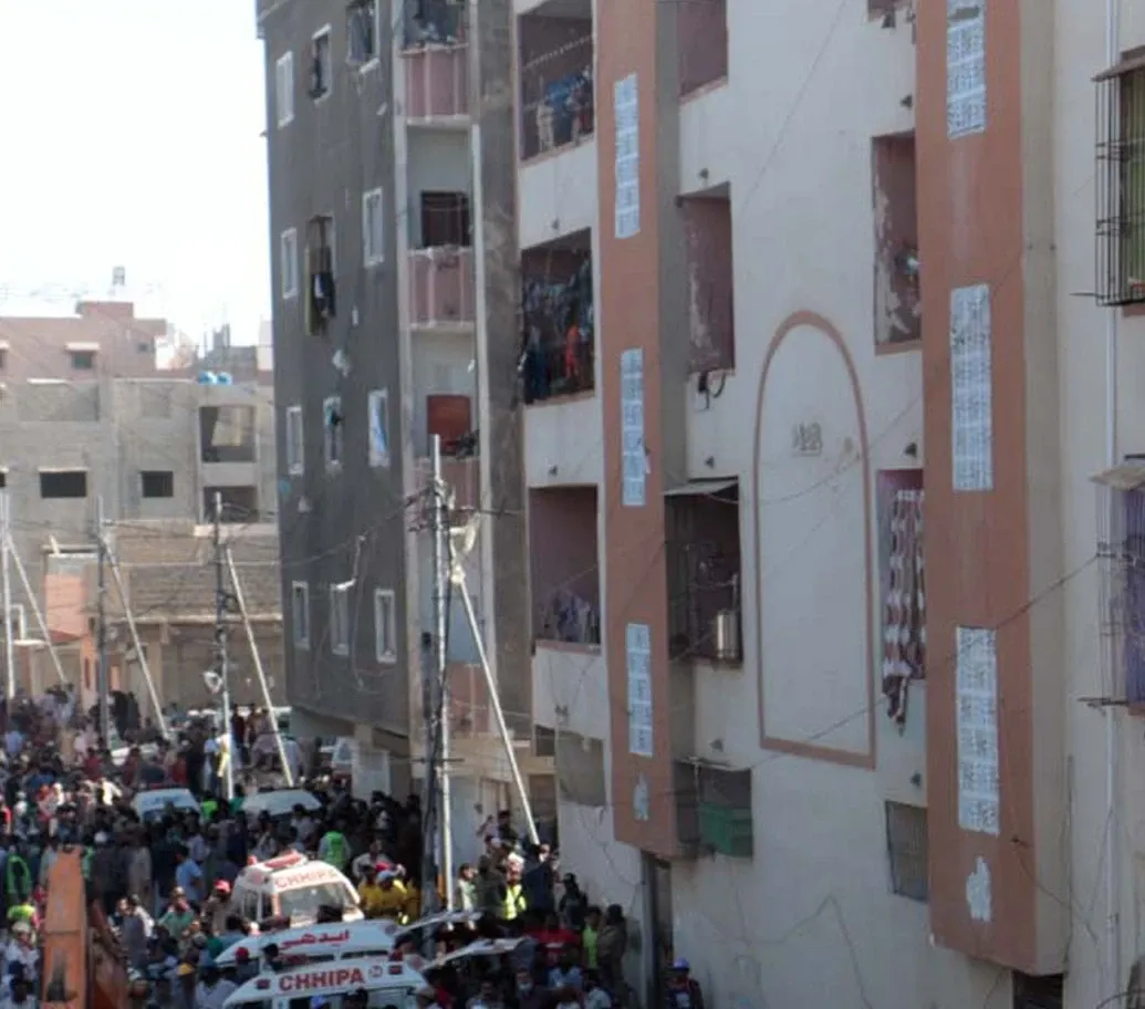 Pakistan: Has the Death Toll in the Building Collapse Reached 27?