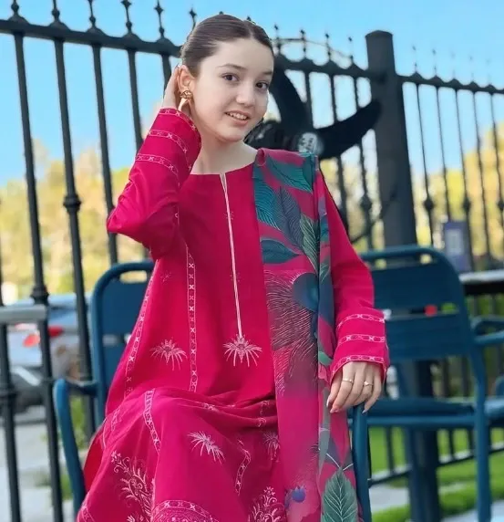 Was a Pakistani social media influencer shot dead by a relative in an honour killing?