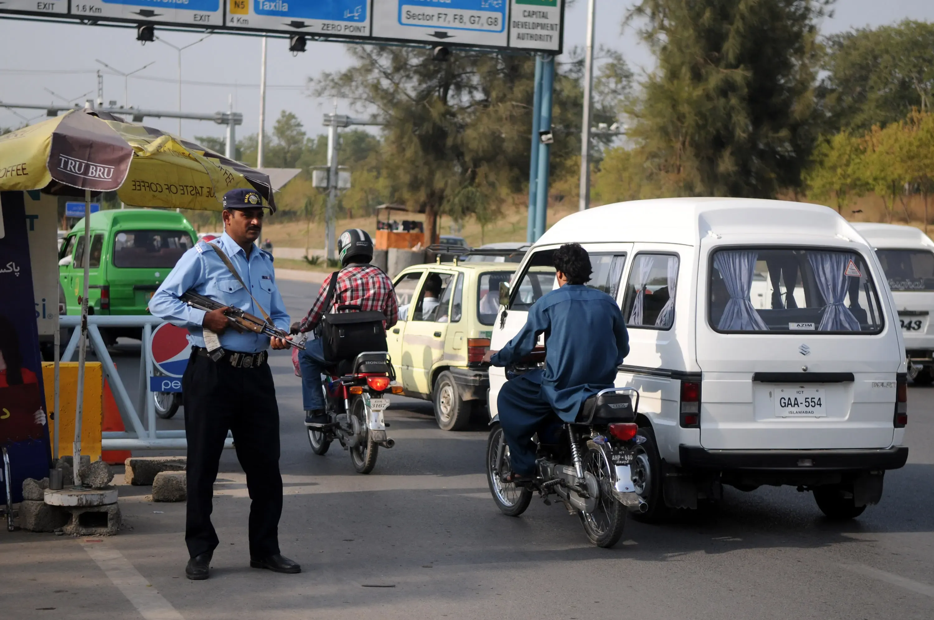 Islamabad on High Alert Following Militant Assault on Security Checkpoint