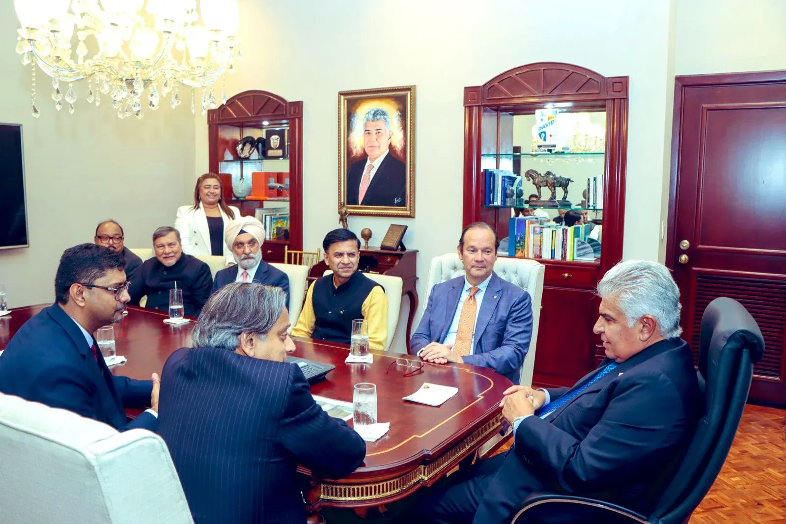 How is Panama President supporting India's anti-terrorism efforts during Shashi Tharoor's visit?