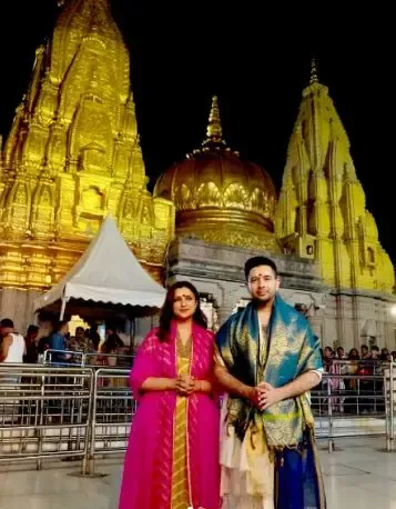 Parineeti Chopra and Raghav Chadha Pray at Kashi Vishwanath Temple