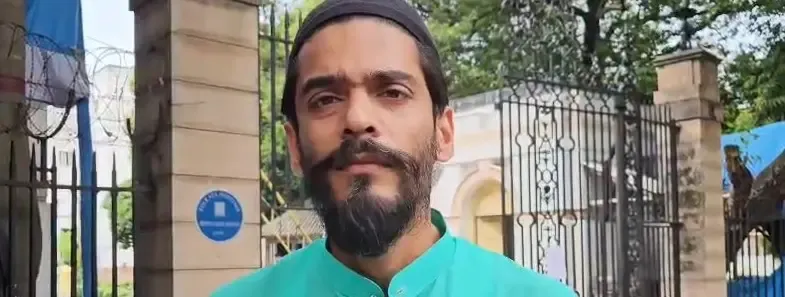 क्या पश्चिम बंगाल में पक्ष-विपक्ष को धर्म की राजनीति छोड़कर विकास पर ध्यान देना चाहिए?