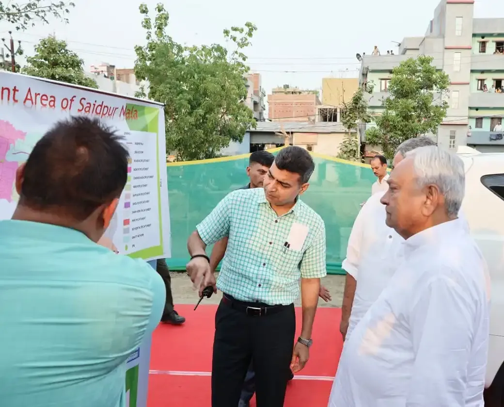 What Did Nitish Kumar Find During His Review of the Underground Drainage Project?
