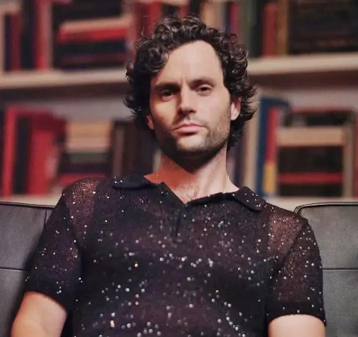 Penn Badgley Discusses the Unnatural Side of Fame