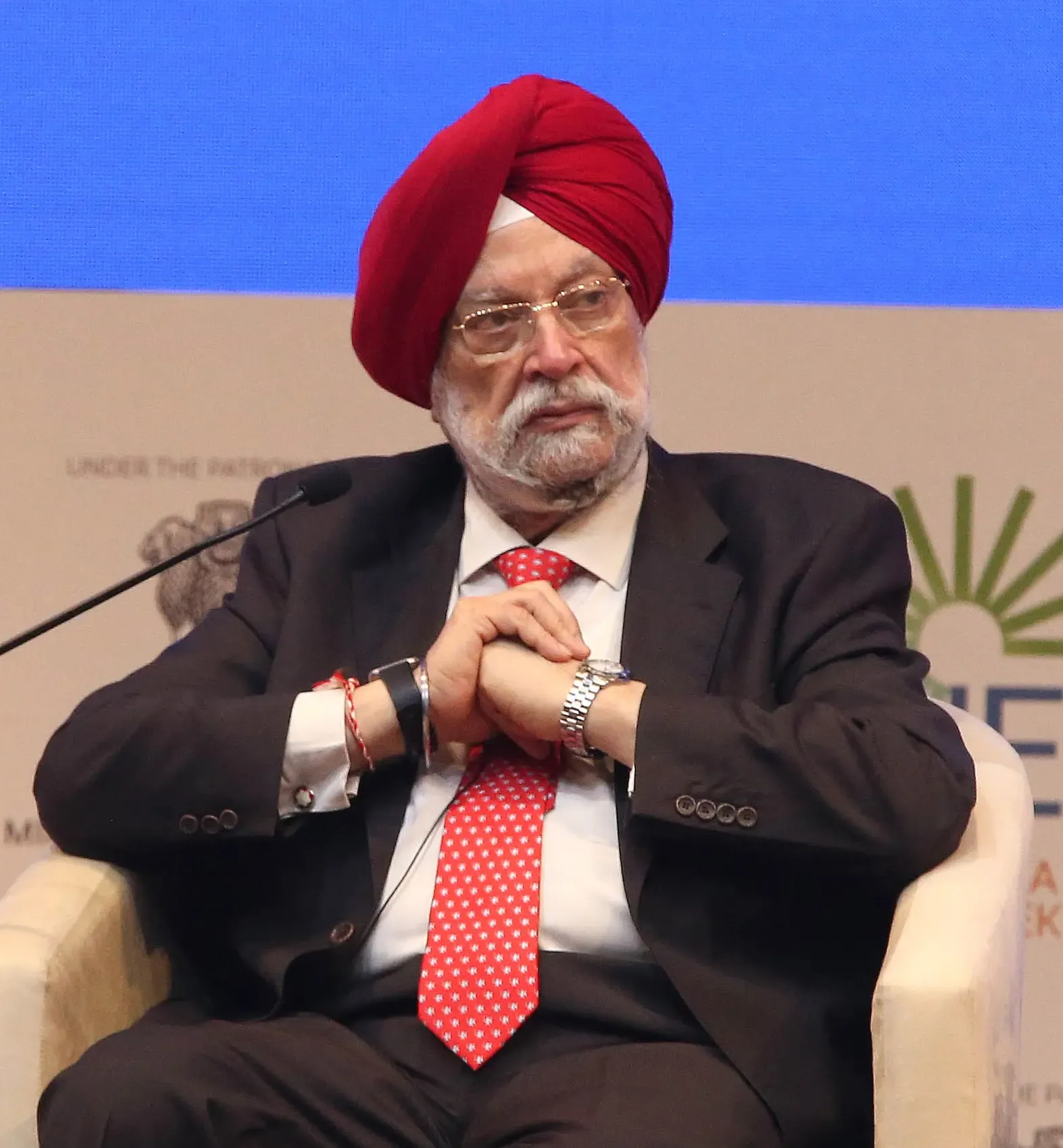 Union Minister Puri Highlights India's Low Petrol Prices