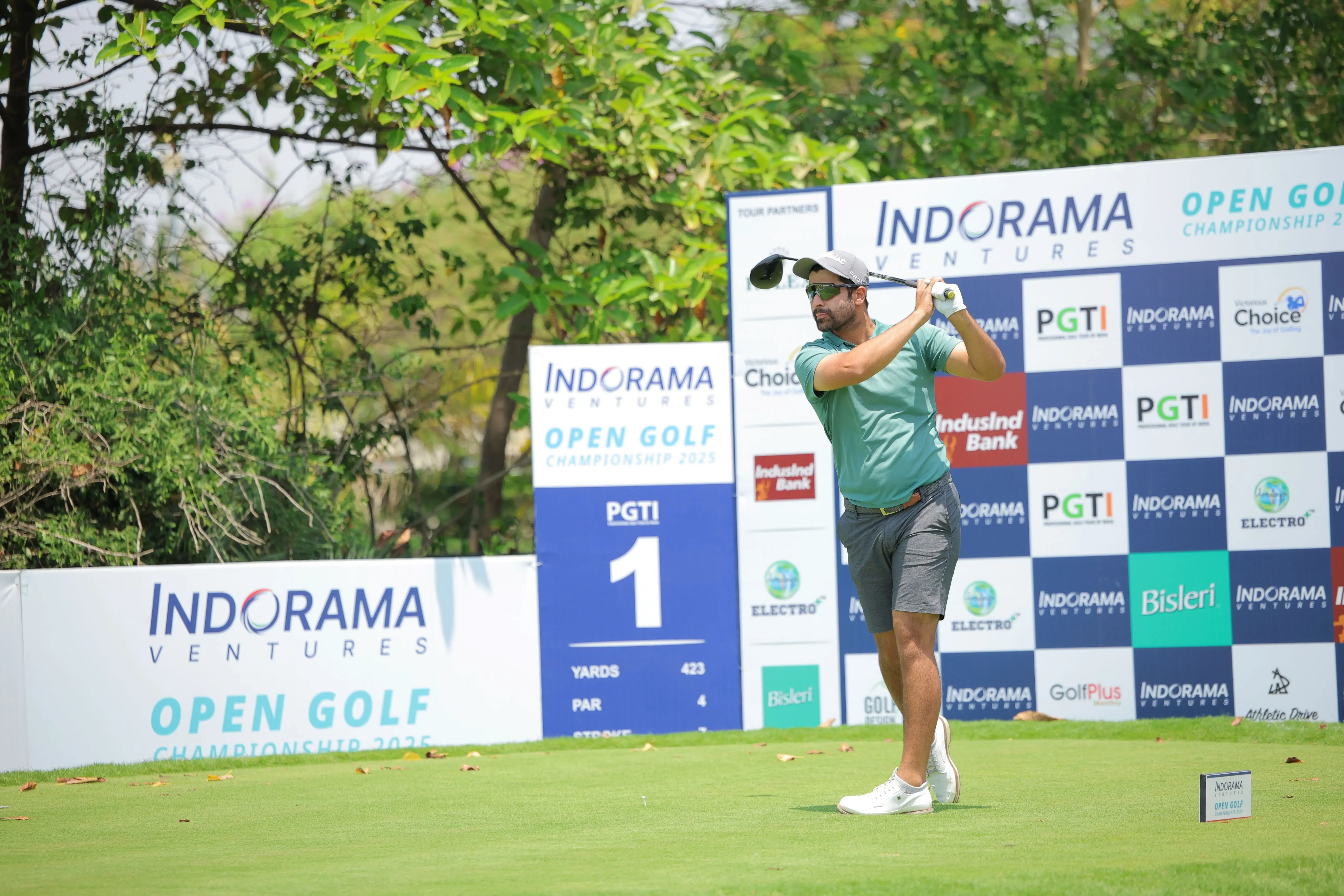 PGTI Championship: Pukhraj Gill and Abhinav Lohan Lead with 66