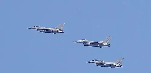 Pilot Mistake Leads to Accidental Bombing by South Korean Fighter Jet in Pocheon