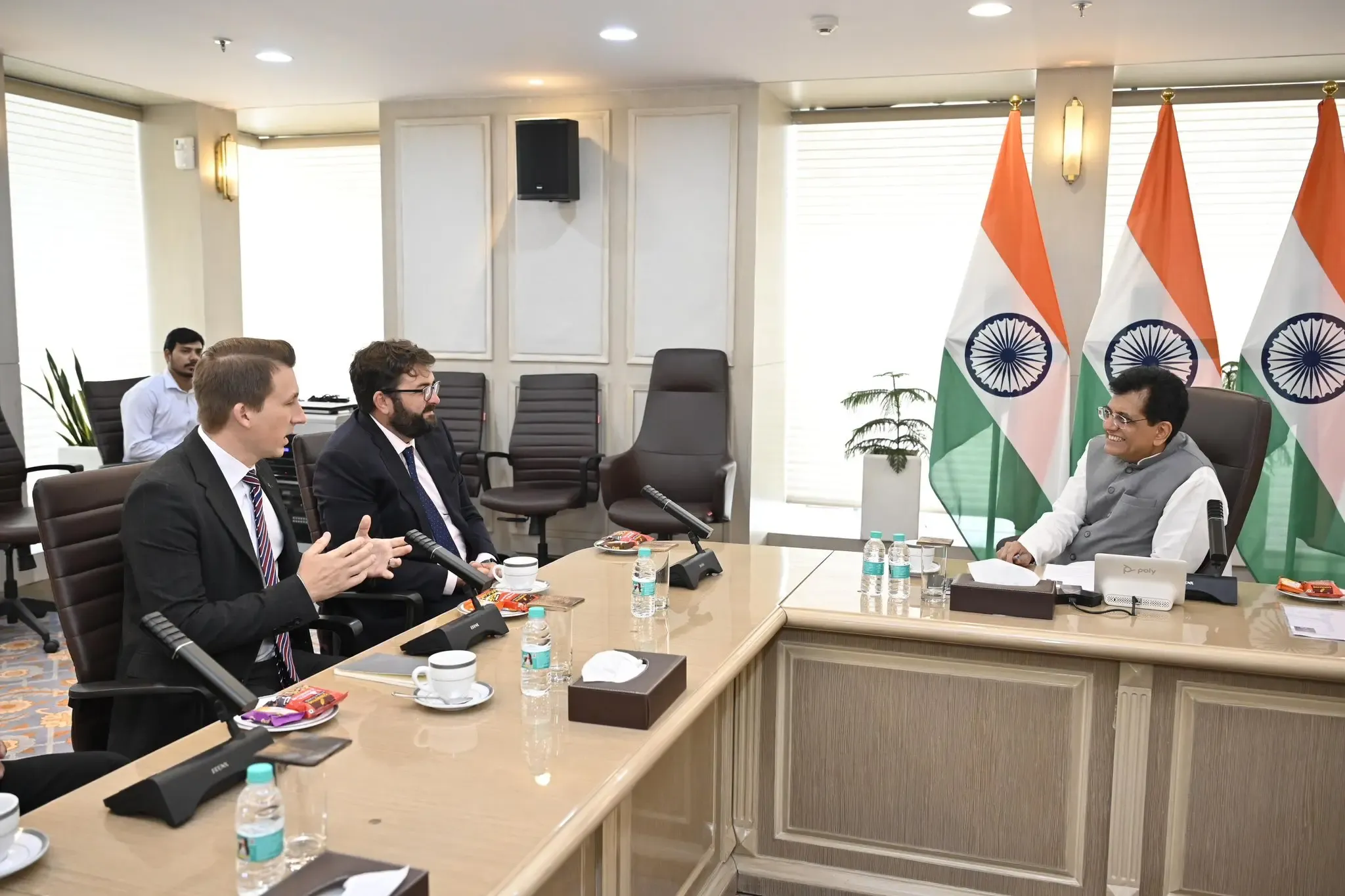 Piyush Goyal Engages with Starlink Executives Regarding India's Future
