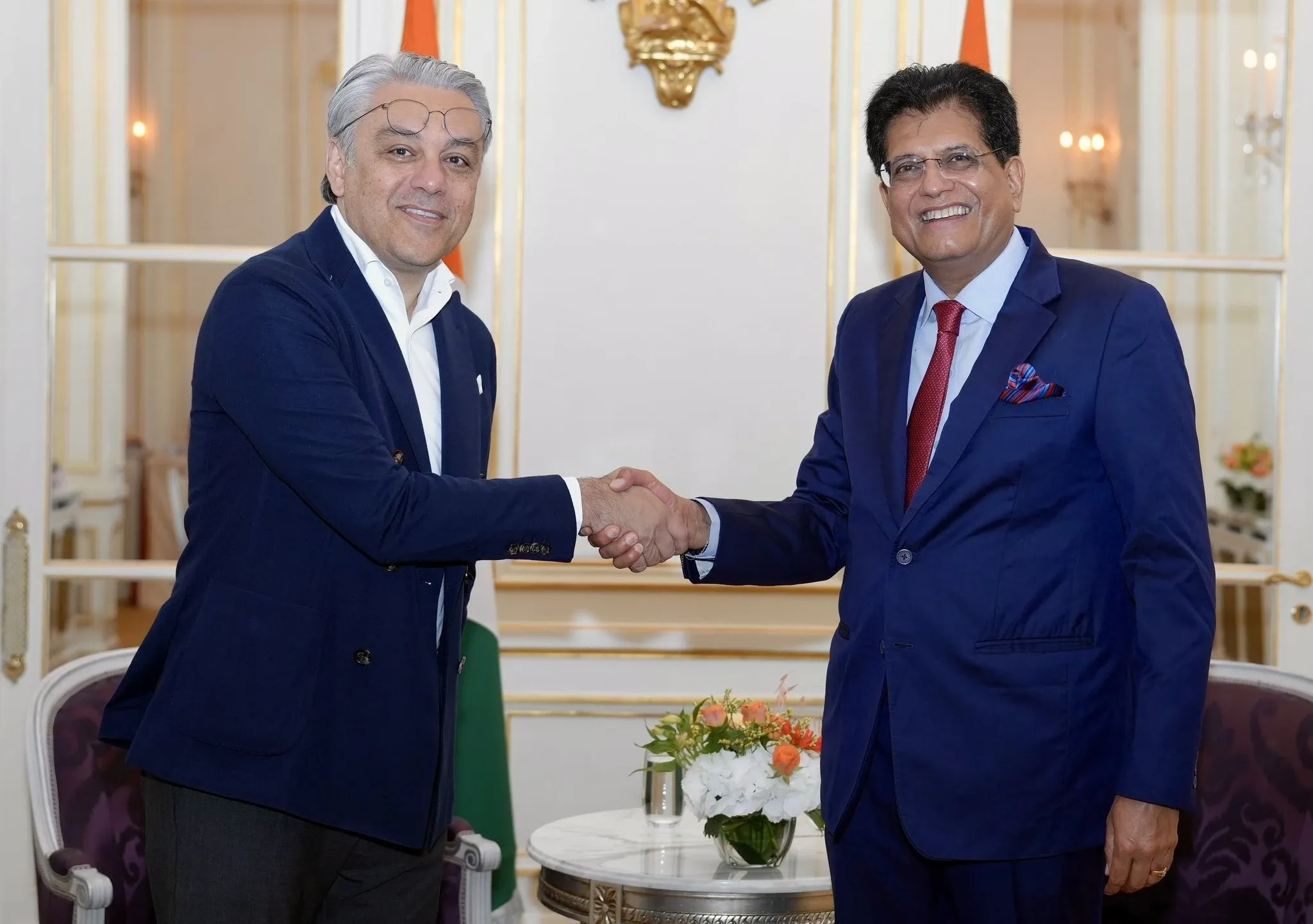What Did Piyush Goyal Discuss with Global CEOs About India's EV and RE Potential?