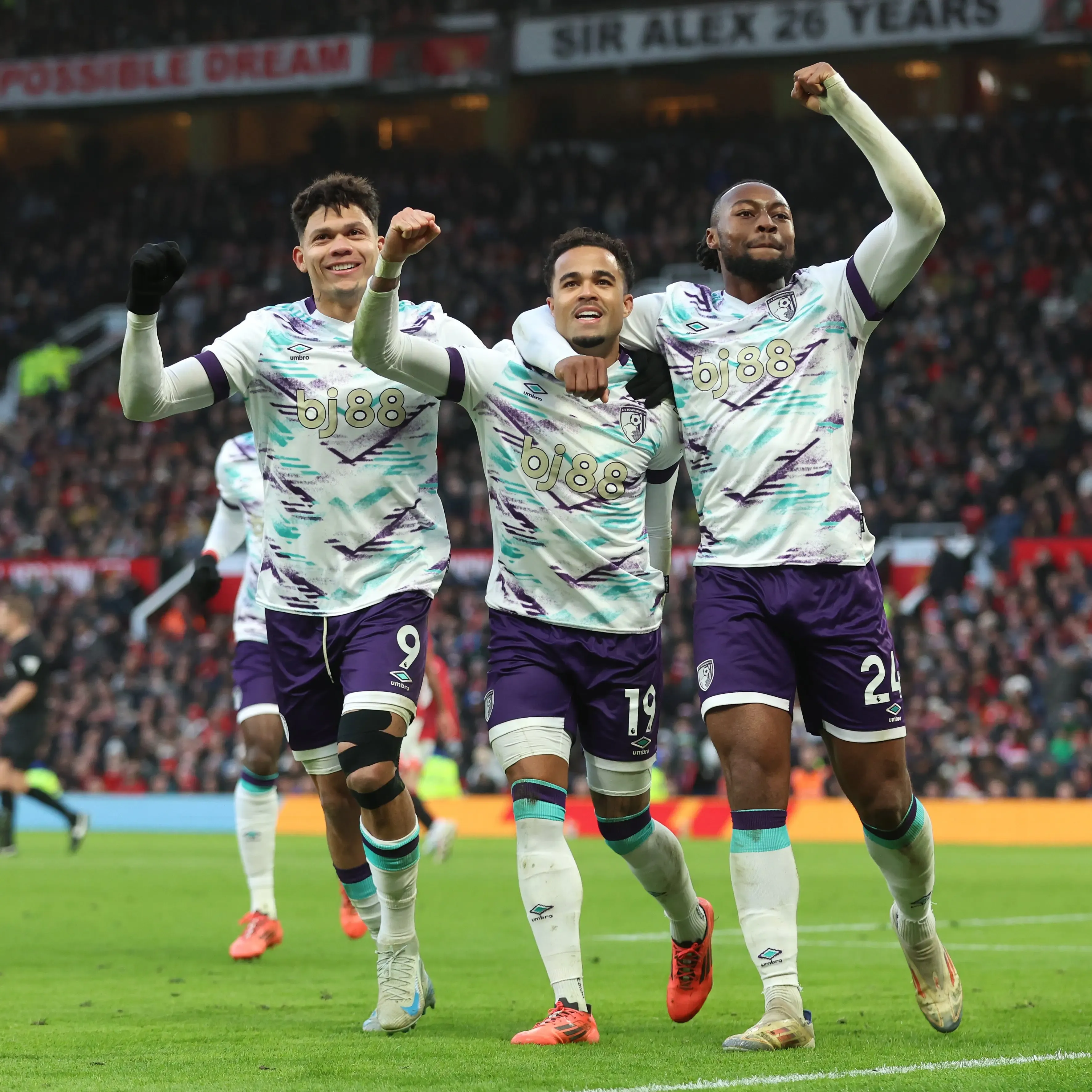 Bournemouth Shocks Manchester United with 3-0 Triumph at Old Trafford