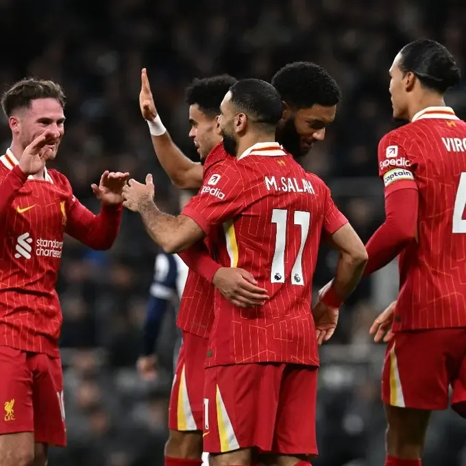 Mid-season Analysis: Liverpool on the Brink of Glory, Arsenal's Fading Aspirations & Man Utd's Relegation Struggle