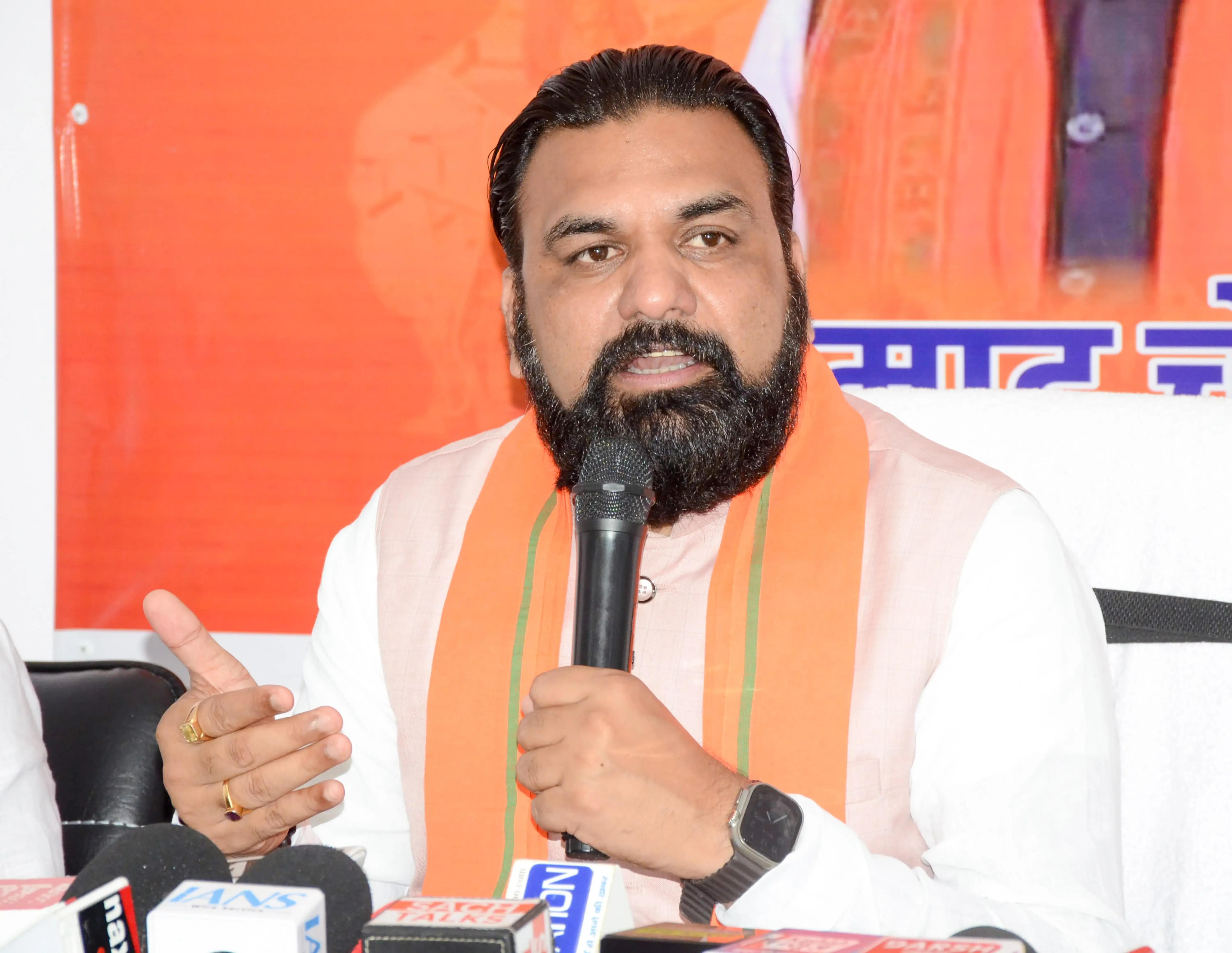 क्या पीएम मोदी और बिहार का अपमान करना कांग्रेस का असली चरित्र है?