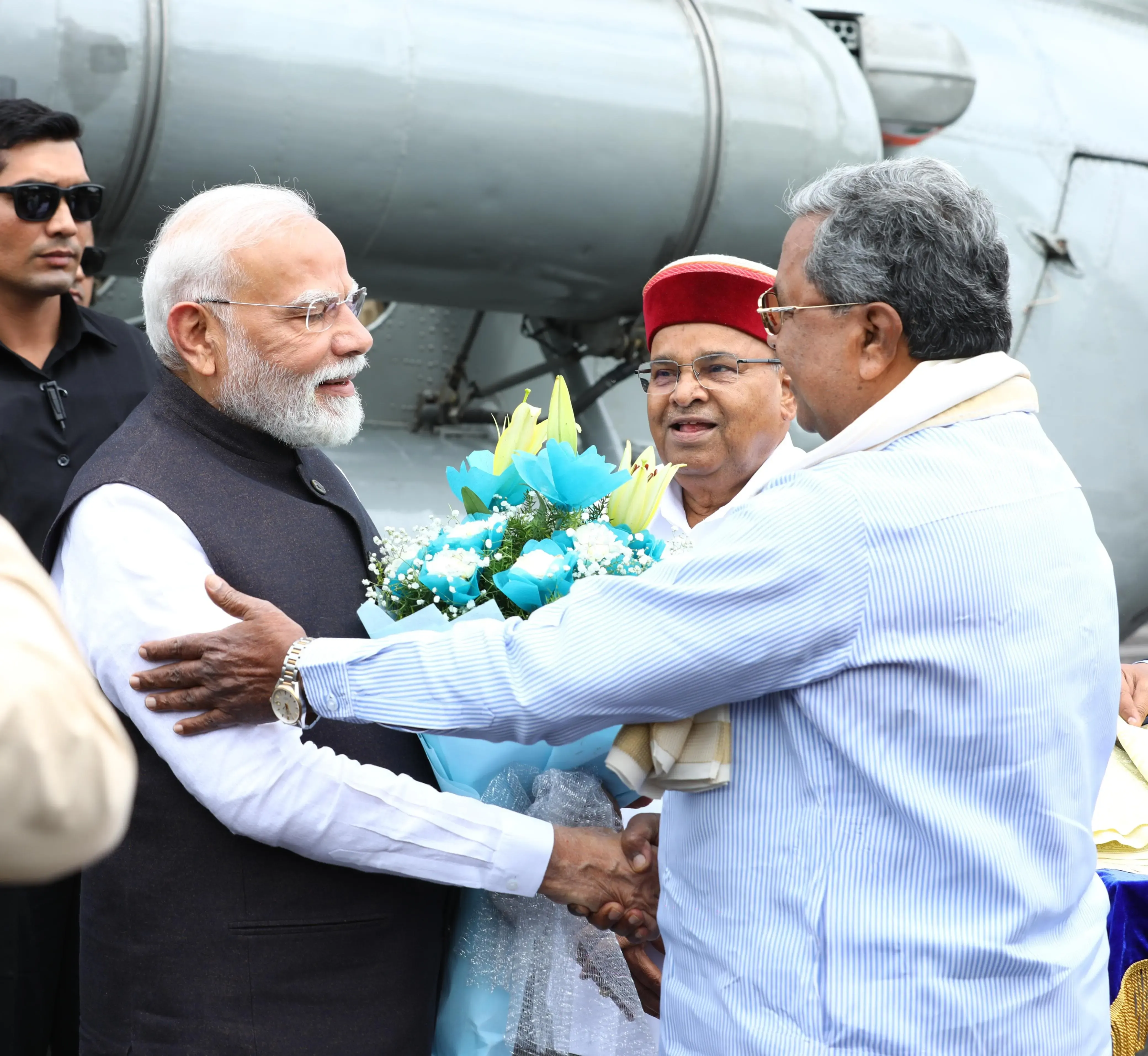 Did PM Modi and CM Siddaramaiah Share Greetings at the Airport?