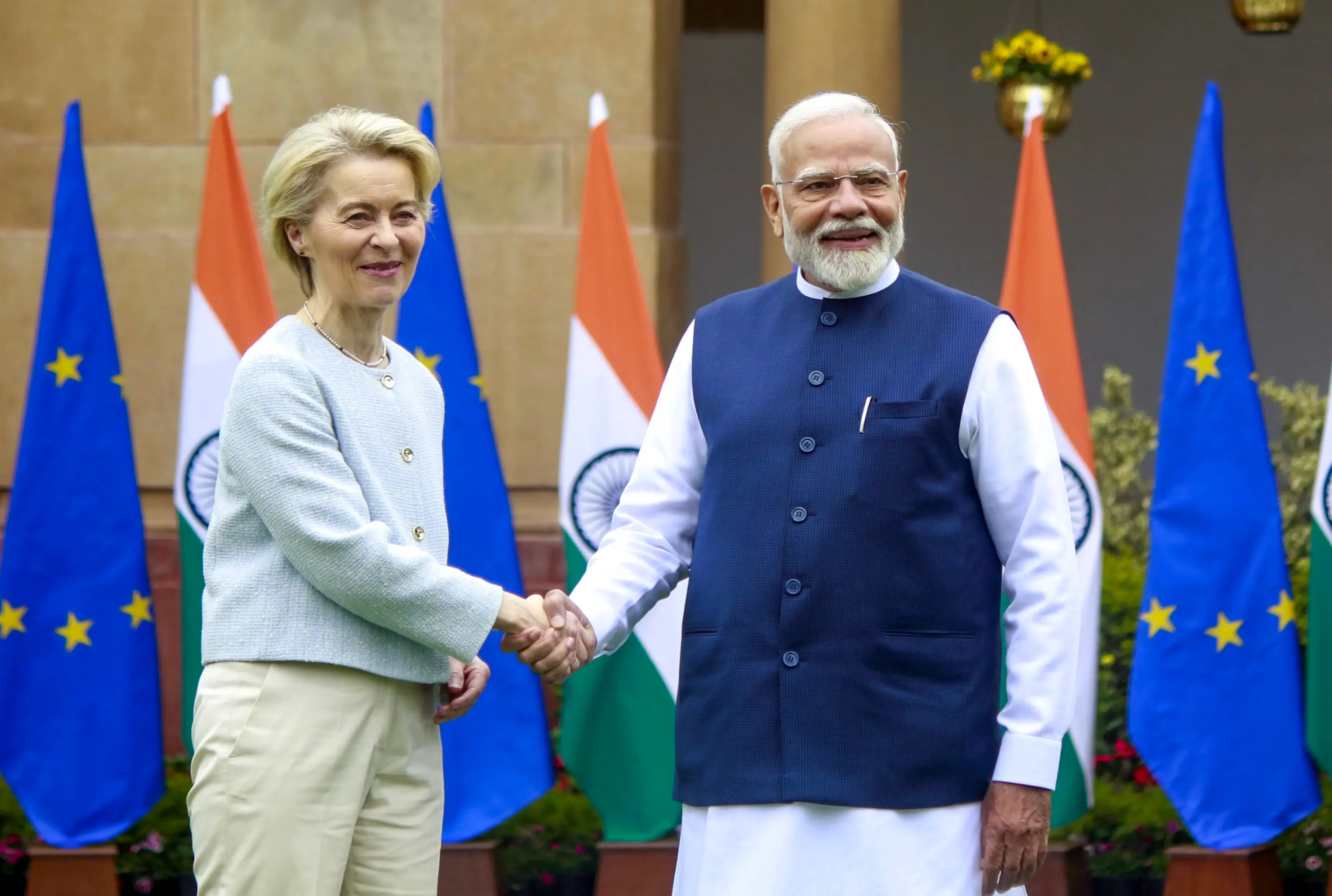 PM Modi and von der Leyen Set Year-End Target for FTA and Strengthen Defence Ties: Joint Statement
