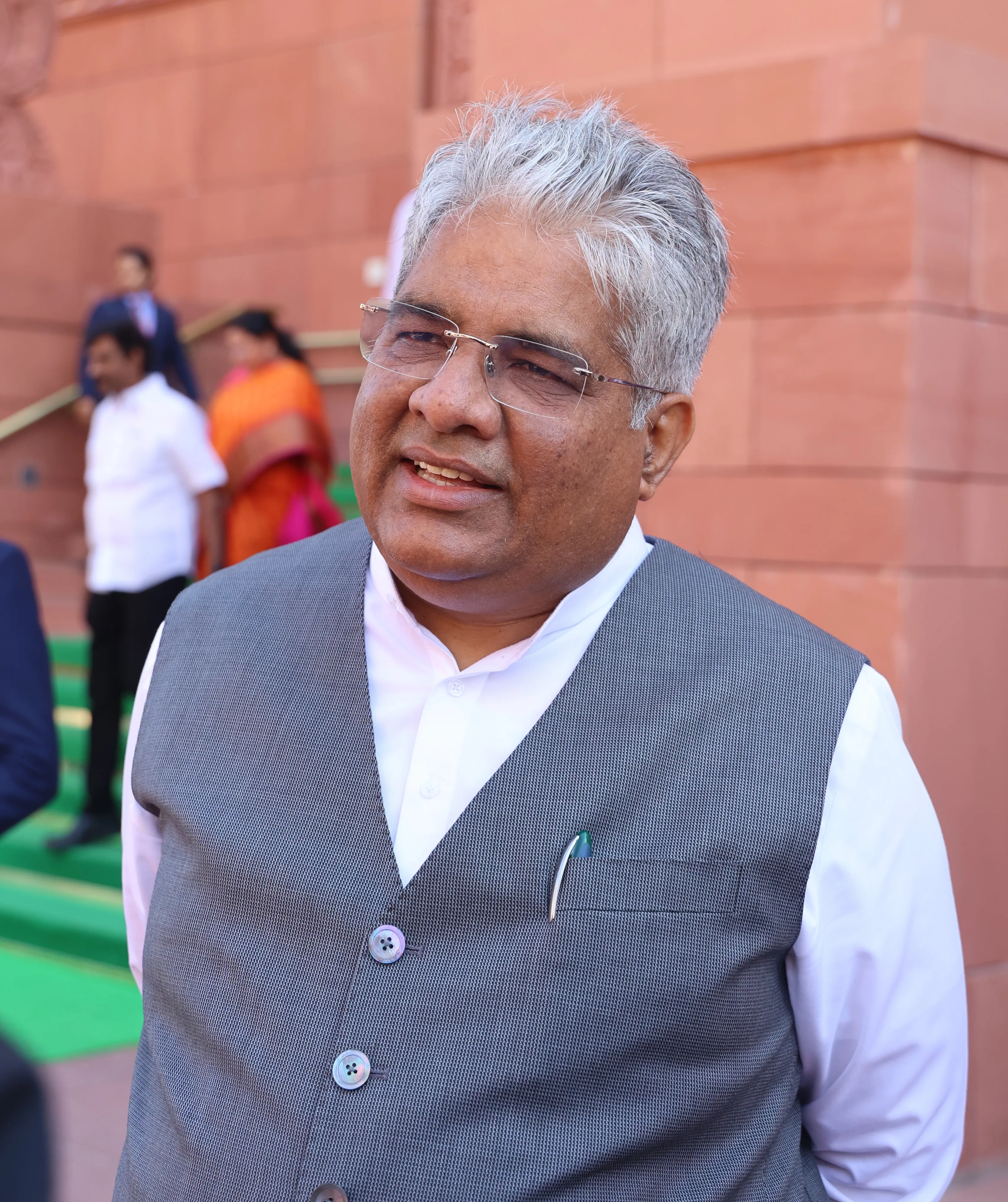 Did PM Modi Extend Birthday Wishes to Bhupender Yadav and Praise His Environmental Commitment?