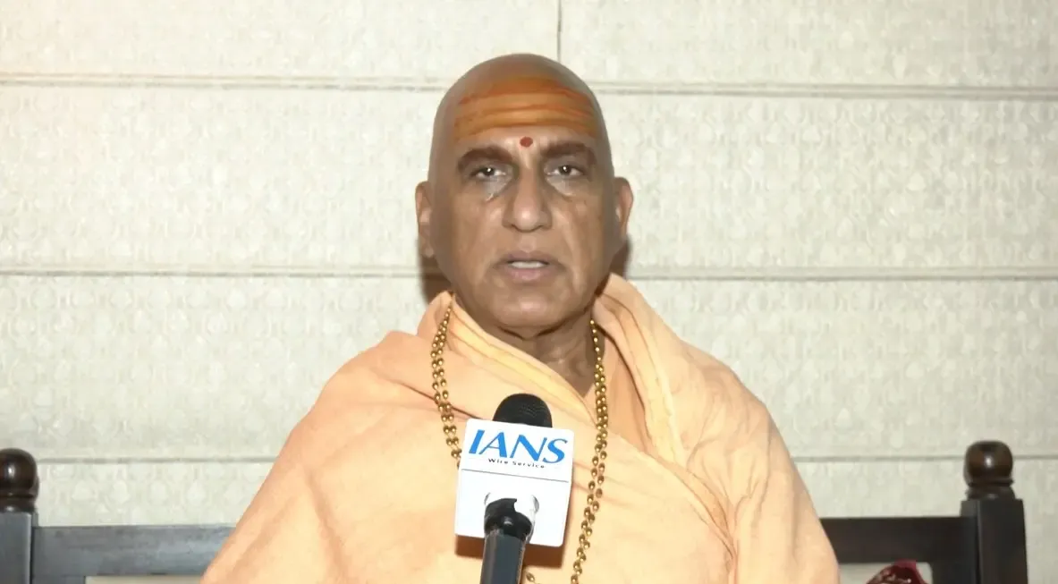 Swami Avdheshanand Giri Reveals PM Modi's Vision for India's Future