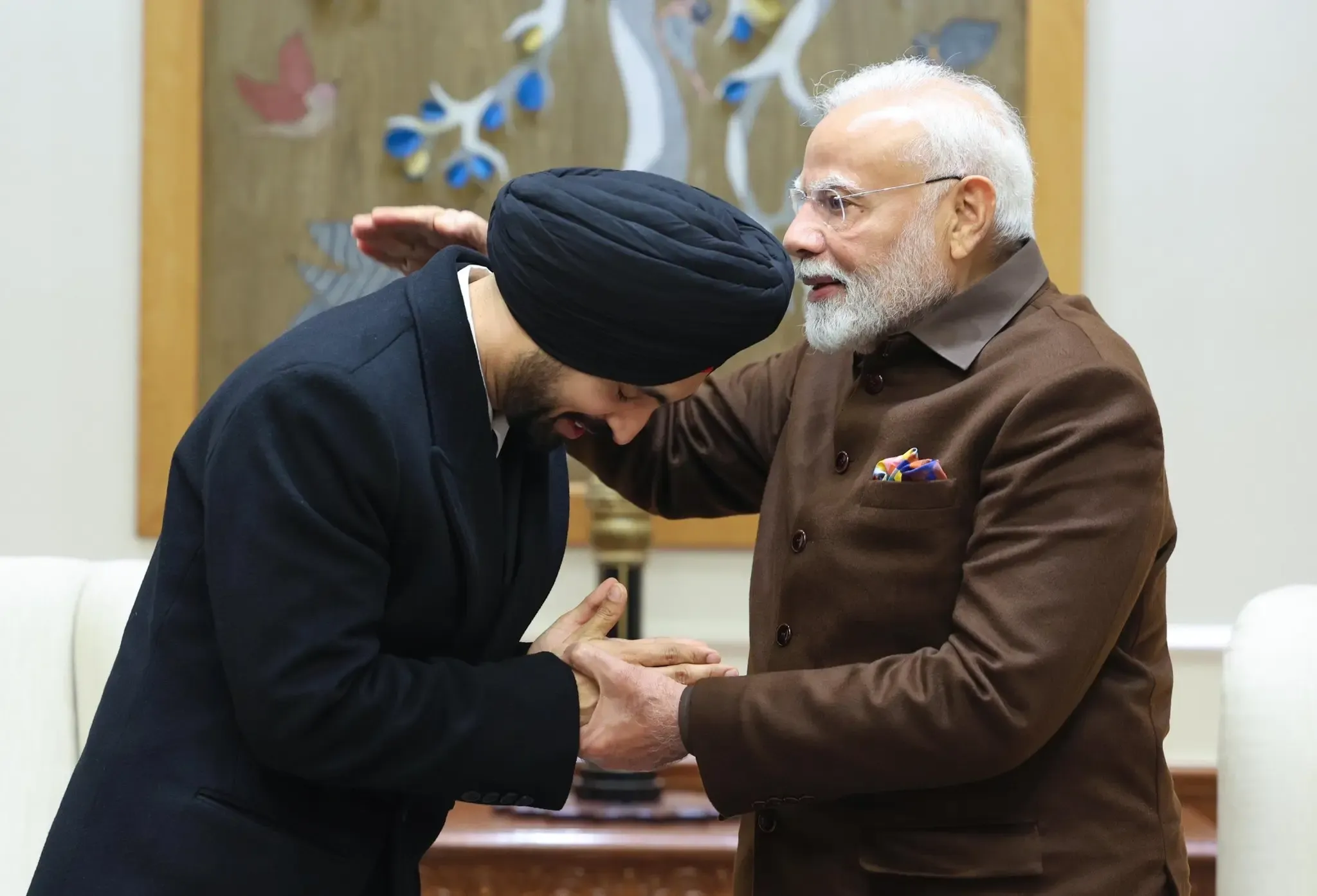 PM Modi Honors Sikh Contributions and Sahibzaades in Discussion with Diljit
