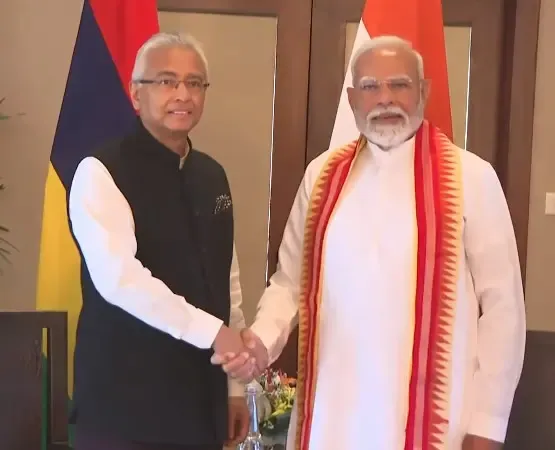 PM Modi Engages with Pravind Jugnauth to Enhance Bilateral Relations