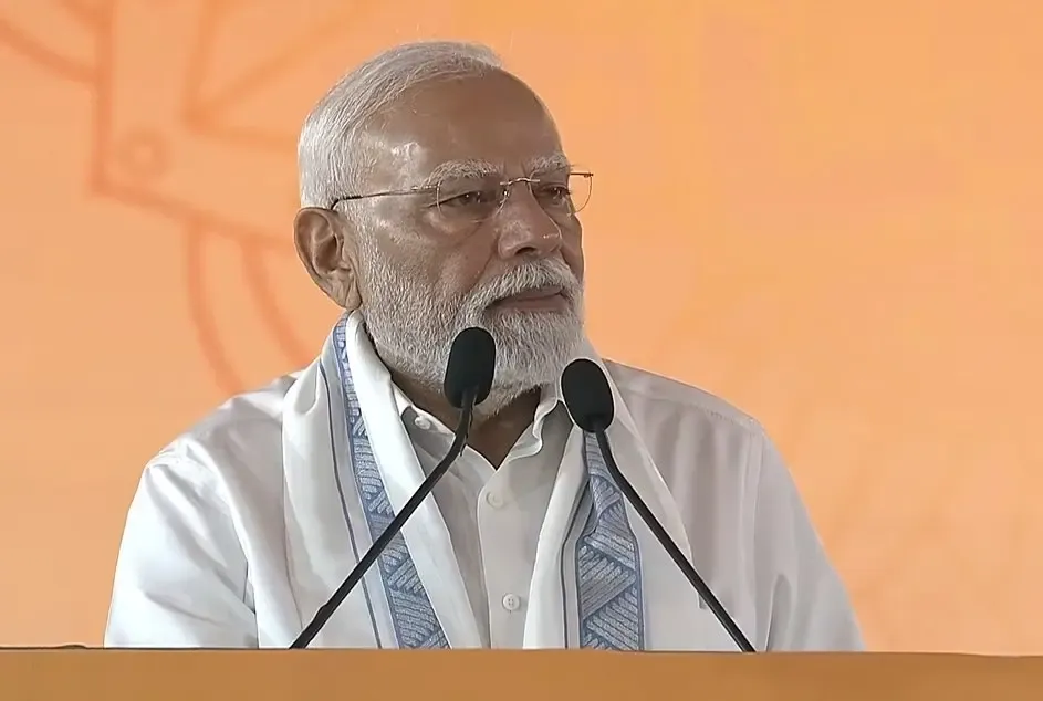 क्या पीएम मोदी ने तमिलनाडु में विकास परियोजनाओं का उद्घाटन और शिलान्यास किया?
