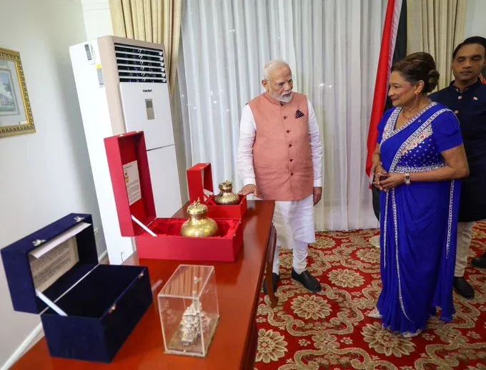 What Did PM Modi Gift to Trinidad & Tobago's PM?