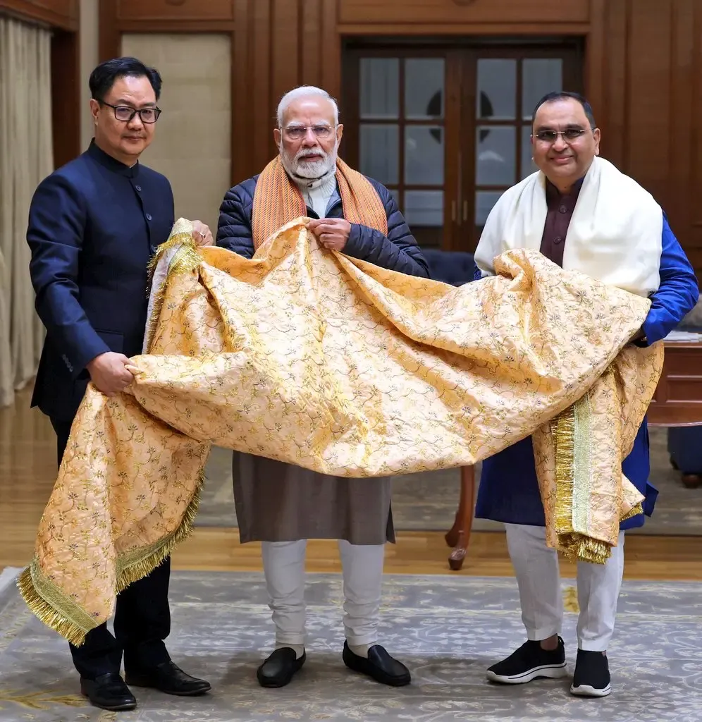 PM Modi Offers Sacred 'Chadar' at Ajmer Sharif Dargah