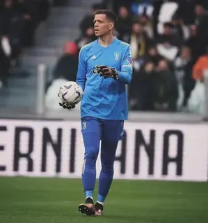 Szczesny Takes Pride in His FC Barcelona Debut