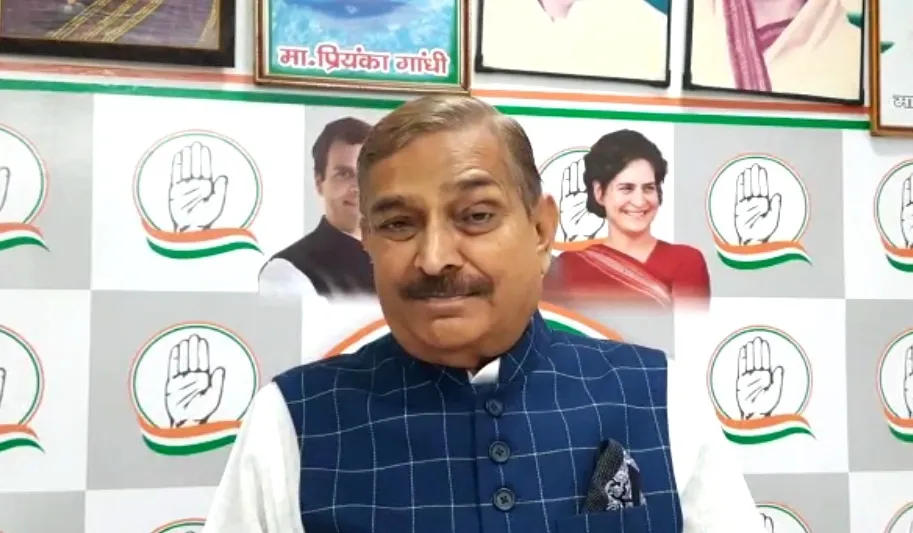 क्या एनडीए है डूबता जहाज? प्रमोद तिवारी का बिहार चुनाव को लेकर बयान