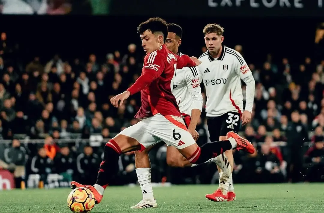 Premier League: Martinez's Fortunate Goal Secures 1-0 Victory for Man United Against Fulham