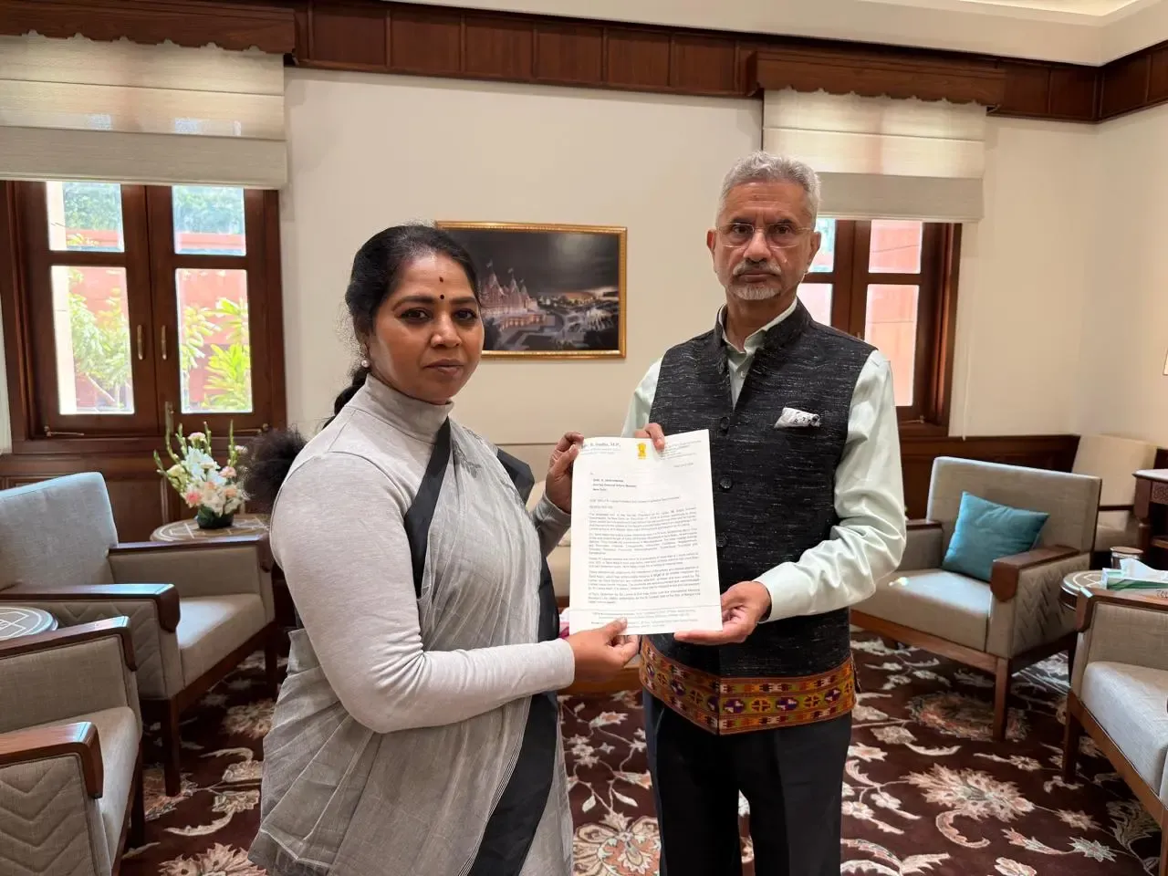 Tamil Nadu Congress MP Calls on EAM Jaishankar to Urge Sri Lankan President for Release of Detained Indian Fishermen