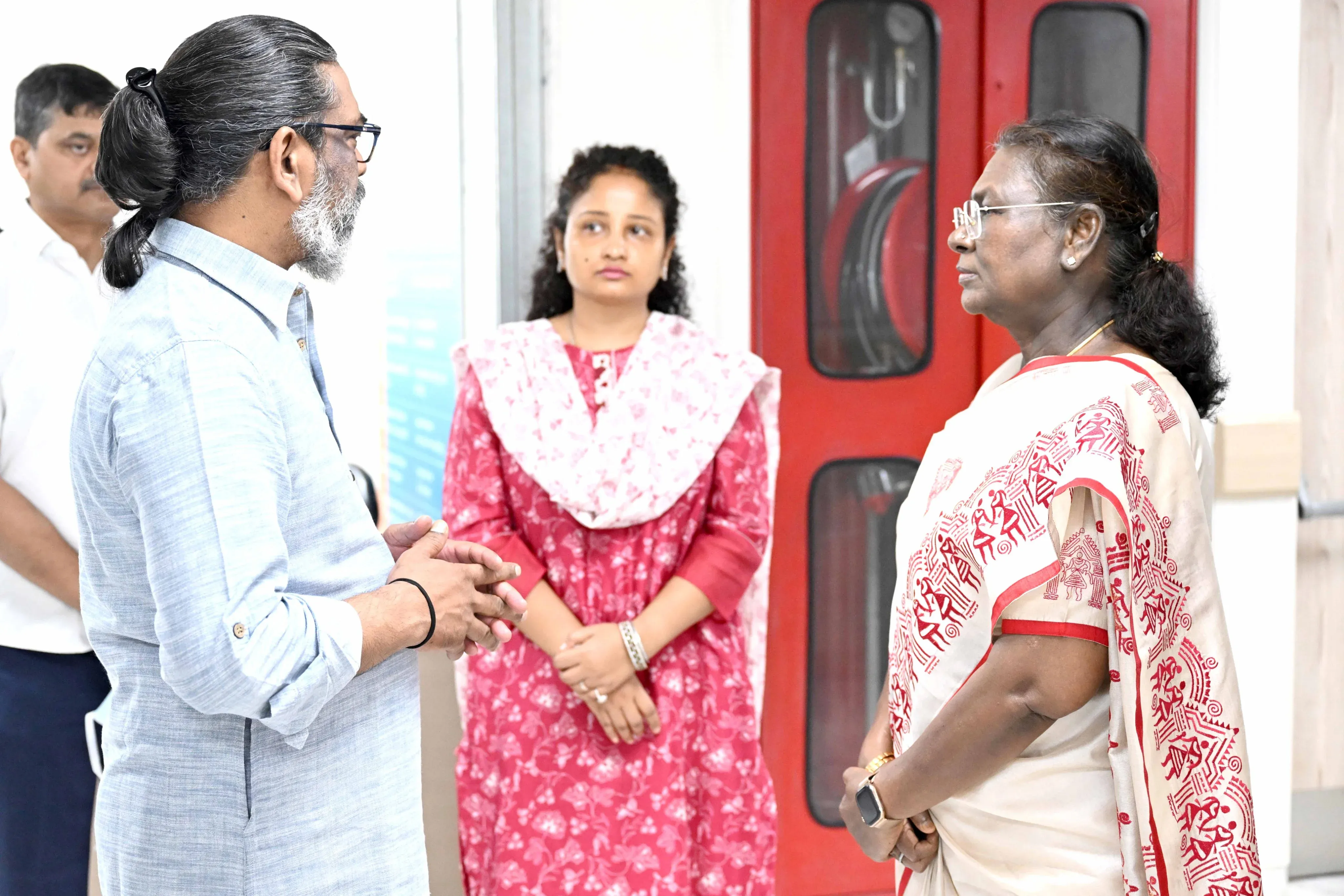 Did Prez Murmu Visit Ailing Shibu Soren at Ganga Ram Hospital?